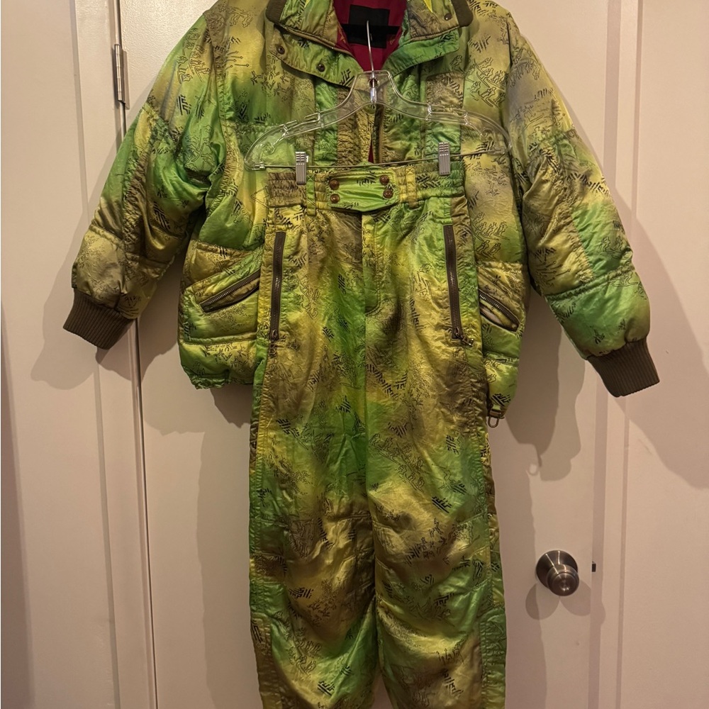 Green Vintage Women’s Ski Suit